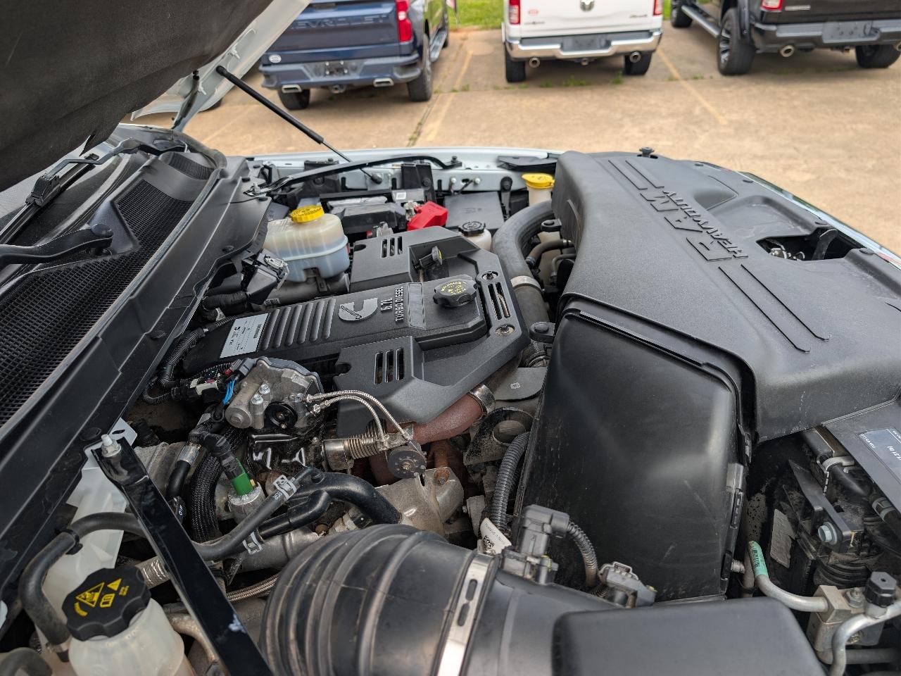 RAM 2500 Lone Star 4x4 Crew Cab 6'4" Box 2022