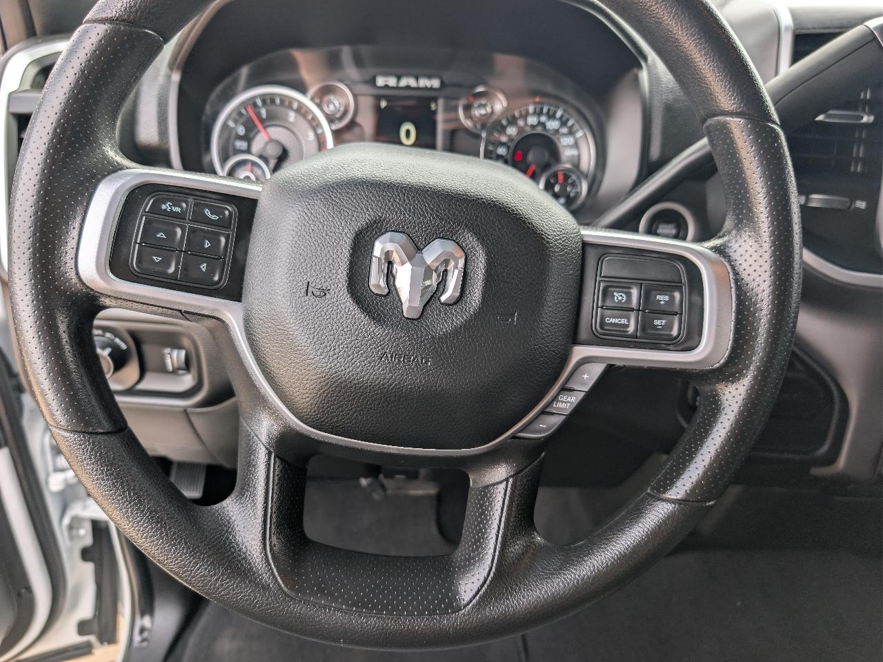 RAM 2500 Lone Star 4x4 Crew Cab 6'4" Box 2022