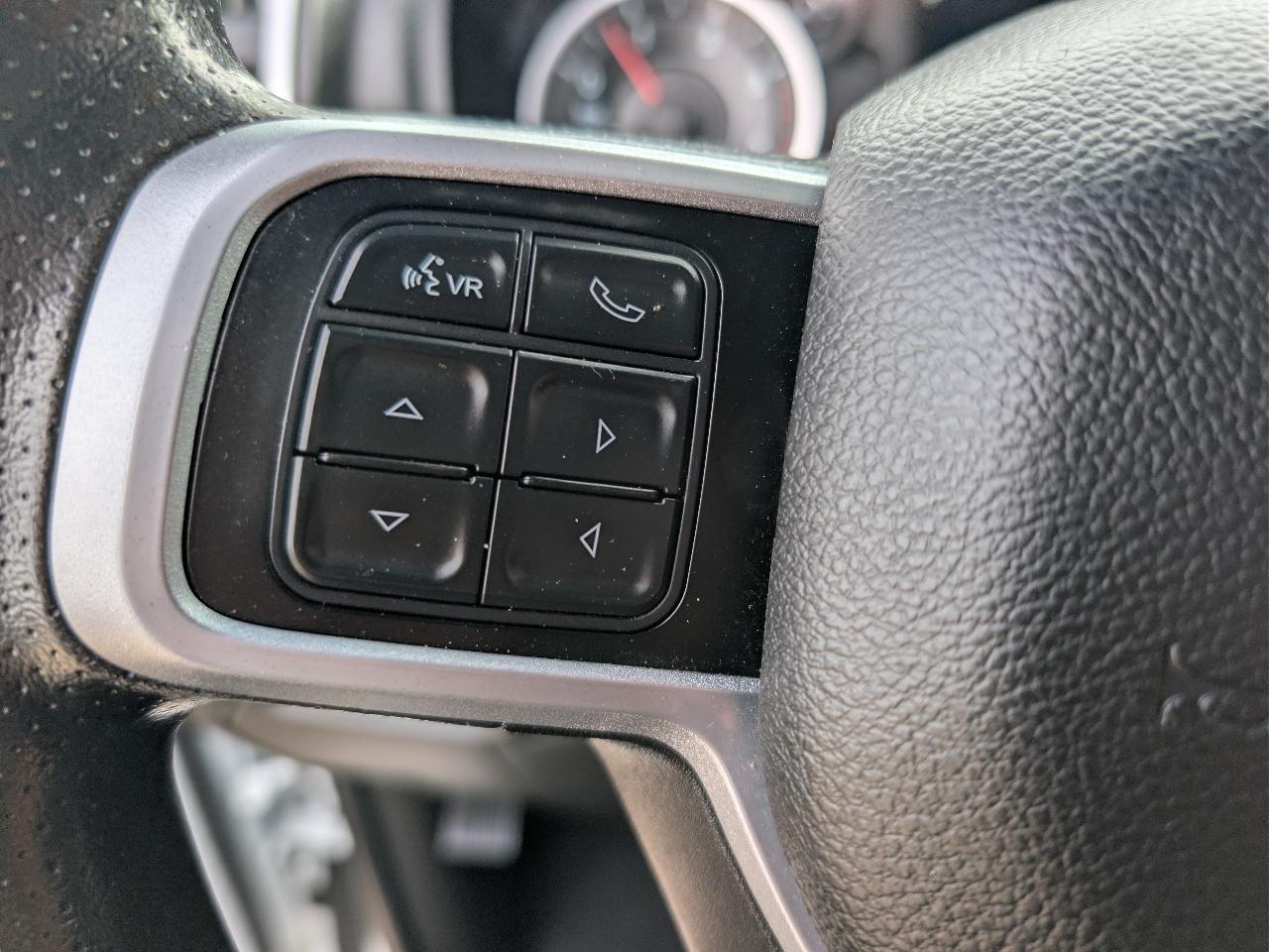 RAM 2500 Lone Star 4x4 Crew Cab 6'4" Box 2022