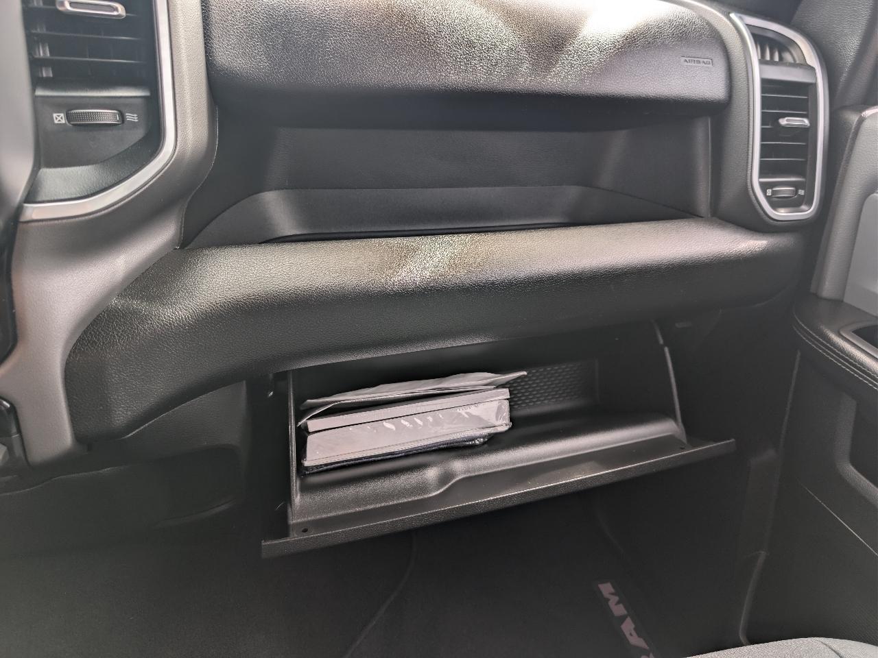 RAM 2500 Lone Star 4x4 Crew Cab 6'4" Box 2022