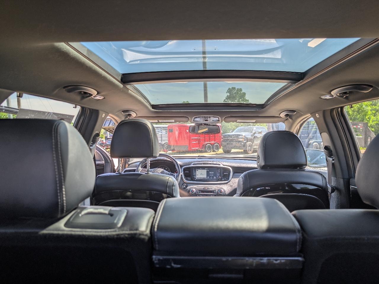 Kia Sorento SX Limited V6 FWD 2019