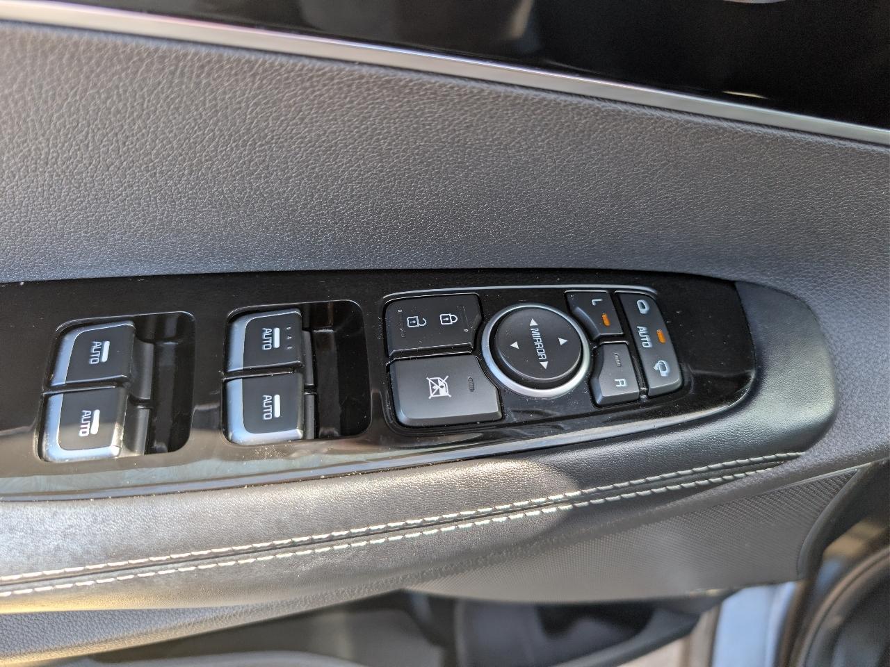 Kia Sorento SX Limited V6 FWD 2019