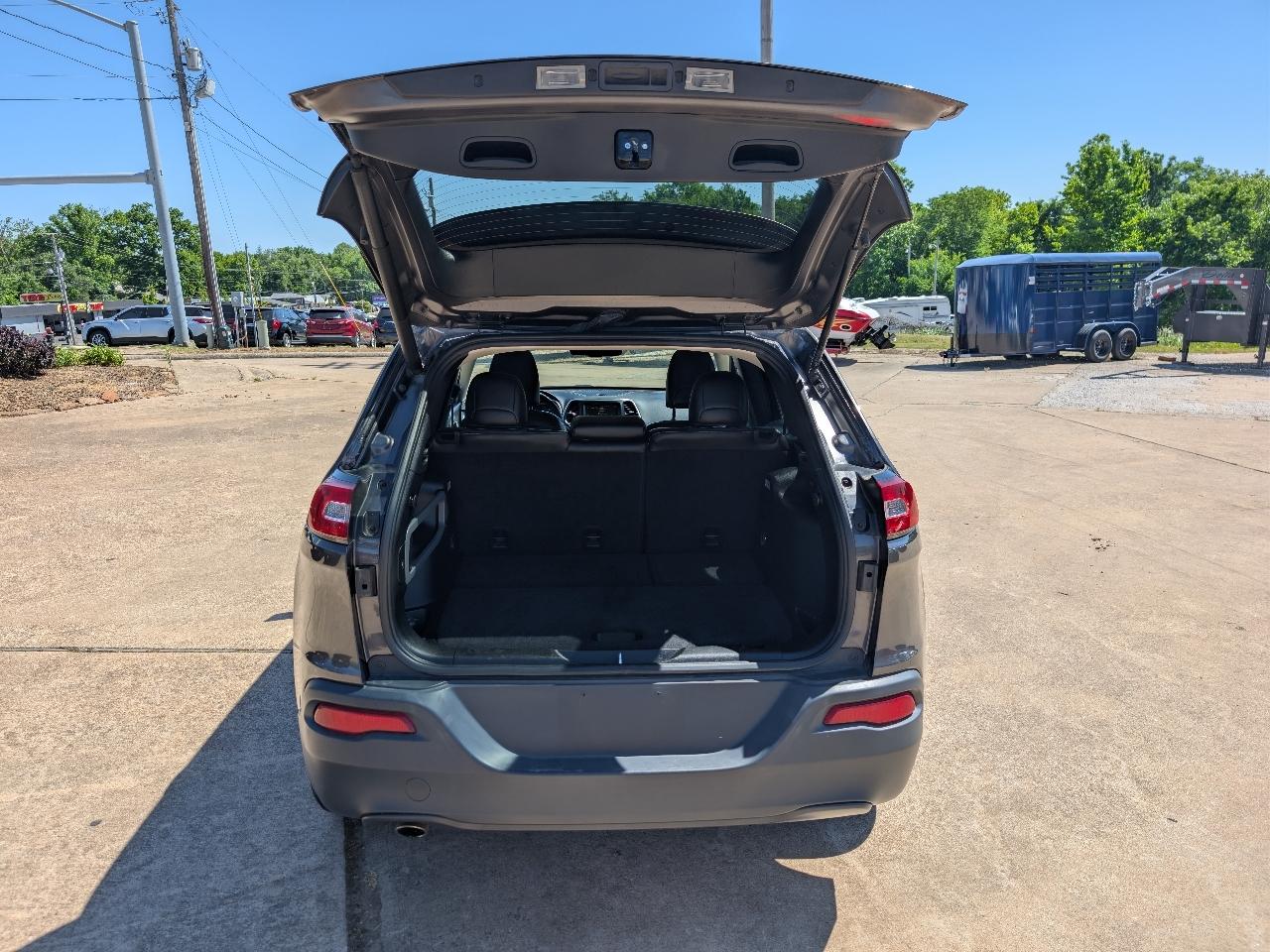 Jeep Cherokee Latitude Plus FWD 2018