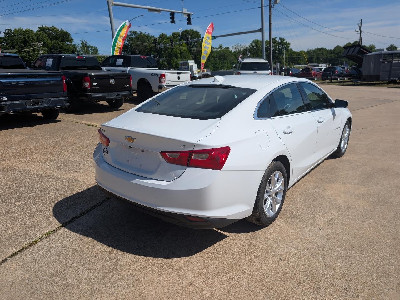 Chevrolet Malibu 4dr Sdn 1LT 2023