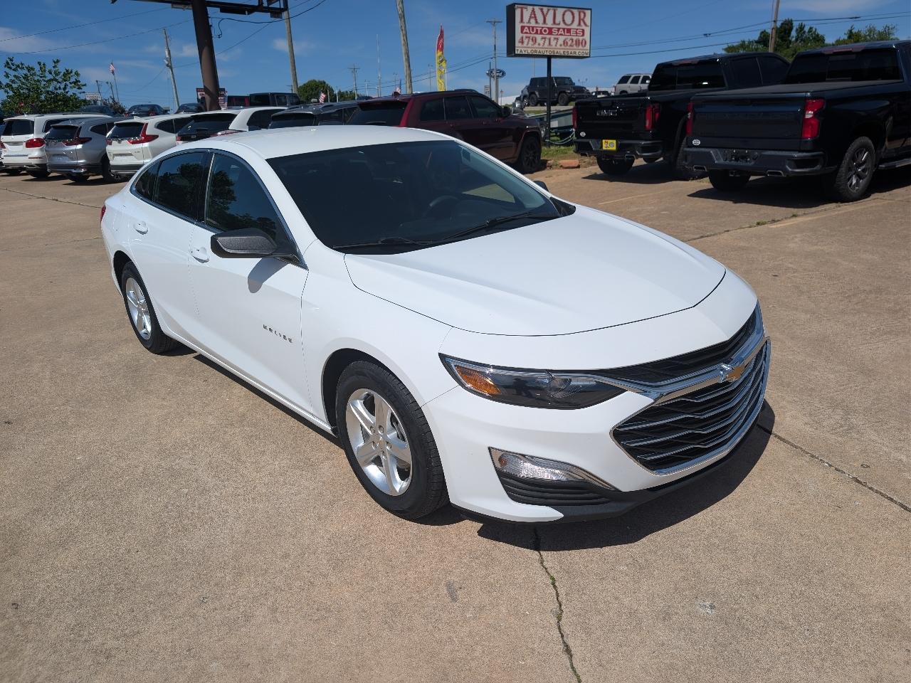 Chevrolet Malibu 4dr Sdn LS w/1FL 2024