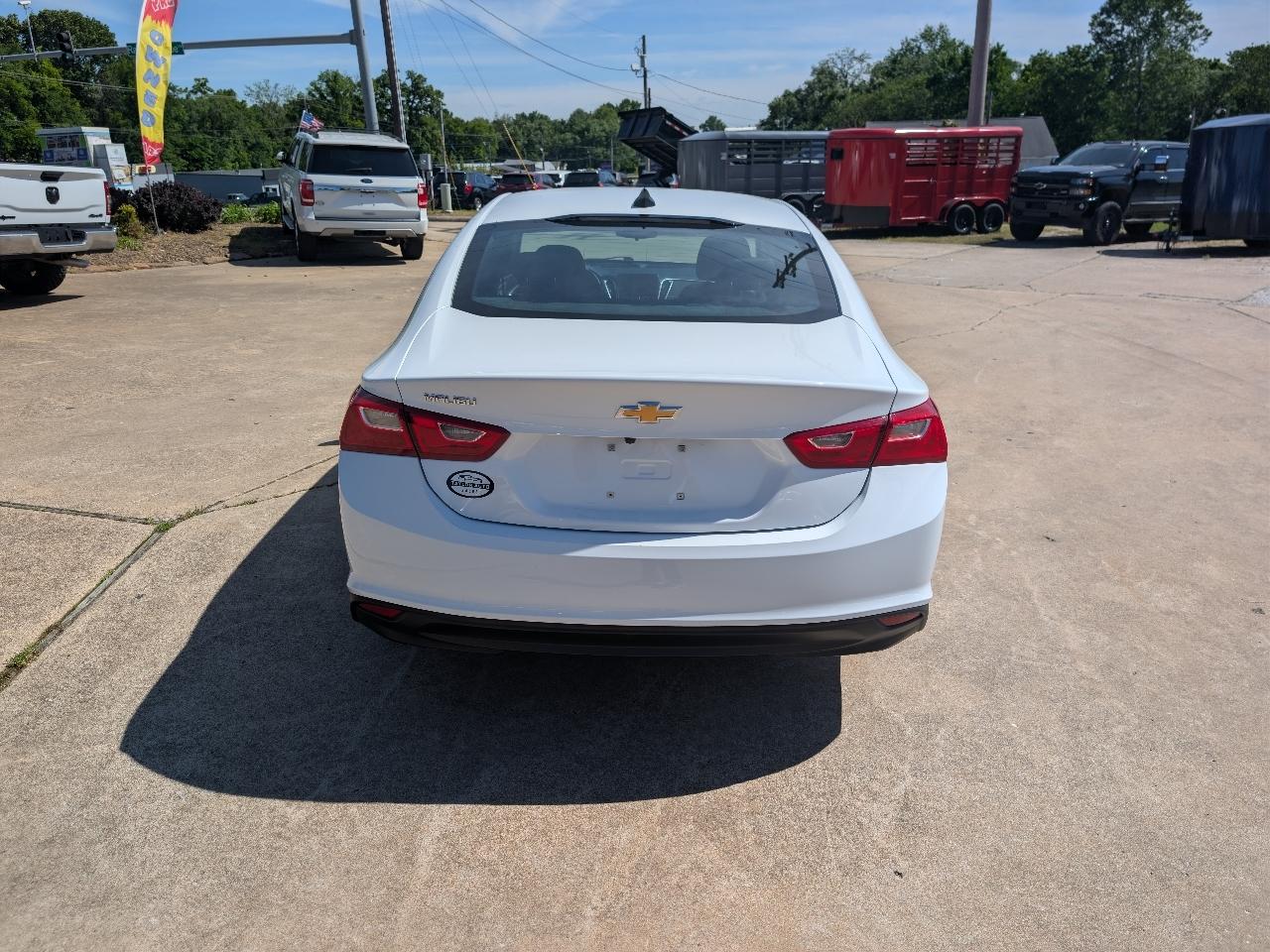 Chevrolet Malibu 4dr Sdn LS w/1FL 2024