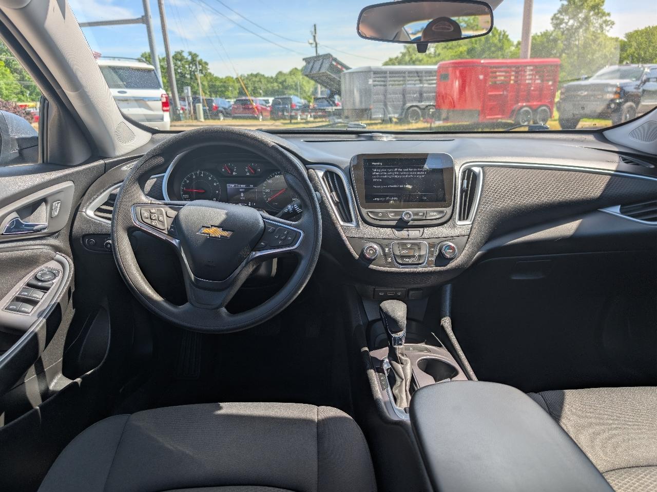 Chevrolet Malibu 4dr Sdn LS w/1FL 2024