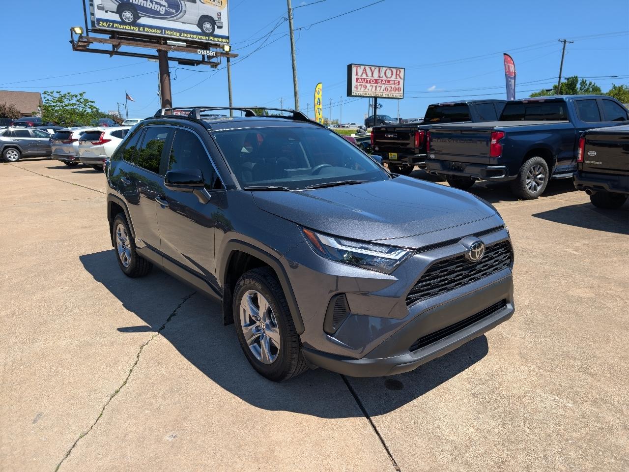 Toyota RAV4 Hybrid LE AWD (Natl) 2025