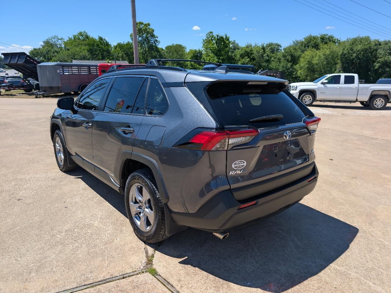 Toyota RAV4 Hybrid LE AWD (Natl) 2025