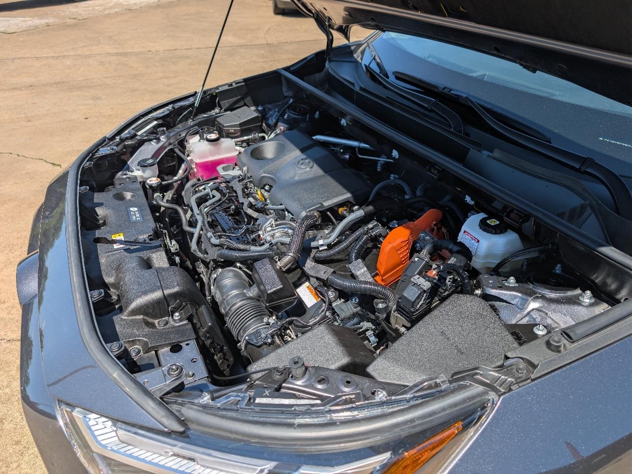 Toyota RAV4 Hybrid LE AWD (Natl) 2025