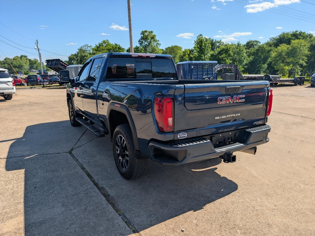 GMC Sierra 2500HD 4WD Crew Cab 159" AT4 2020