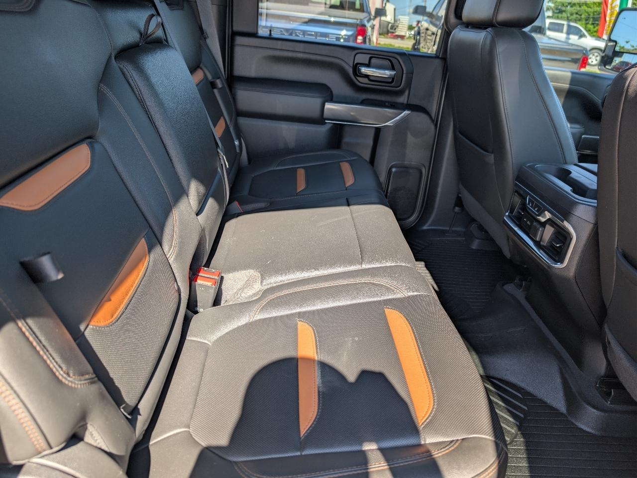 GMC Sierra 2500HD 4WD Crew Cab 159" AT4 2020