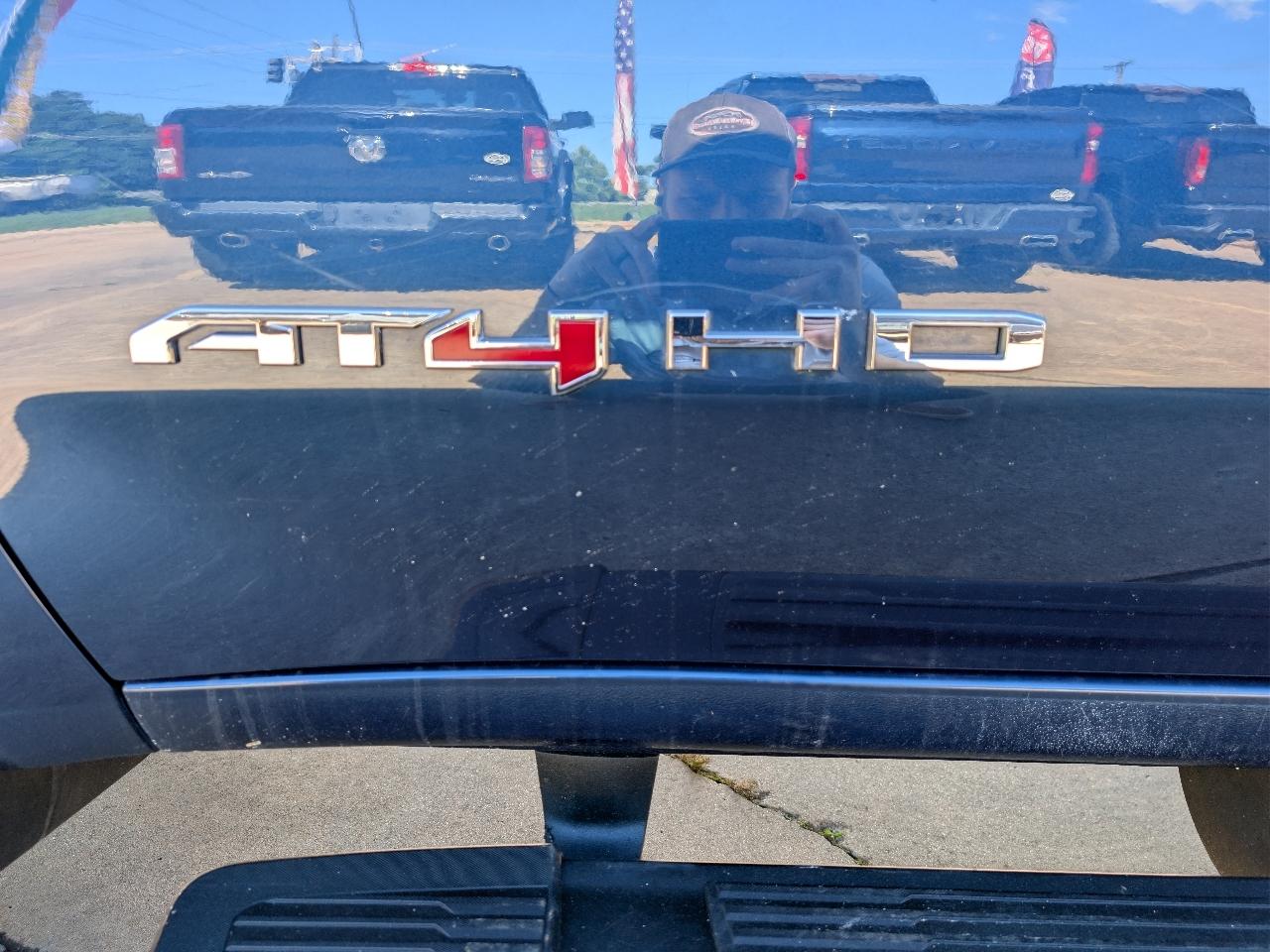 GMC Sierra 2500HD 4WD Crew Cab 159" AT4 2020