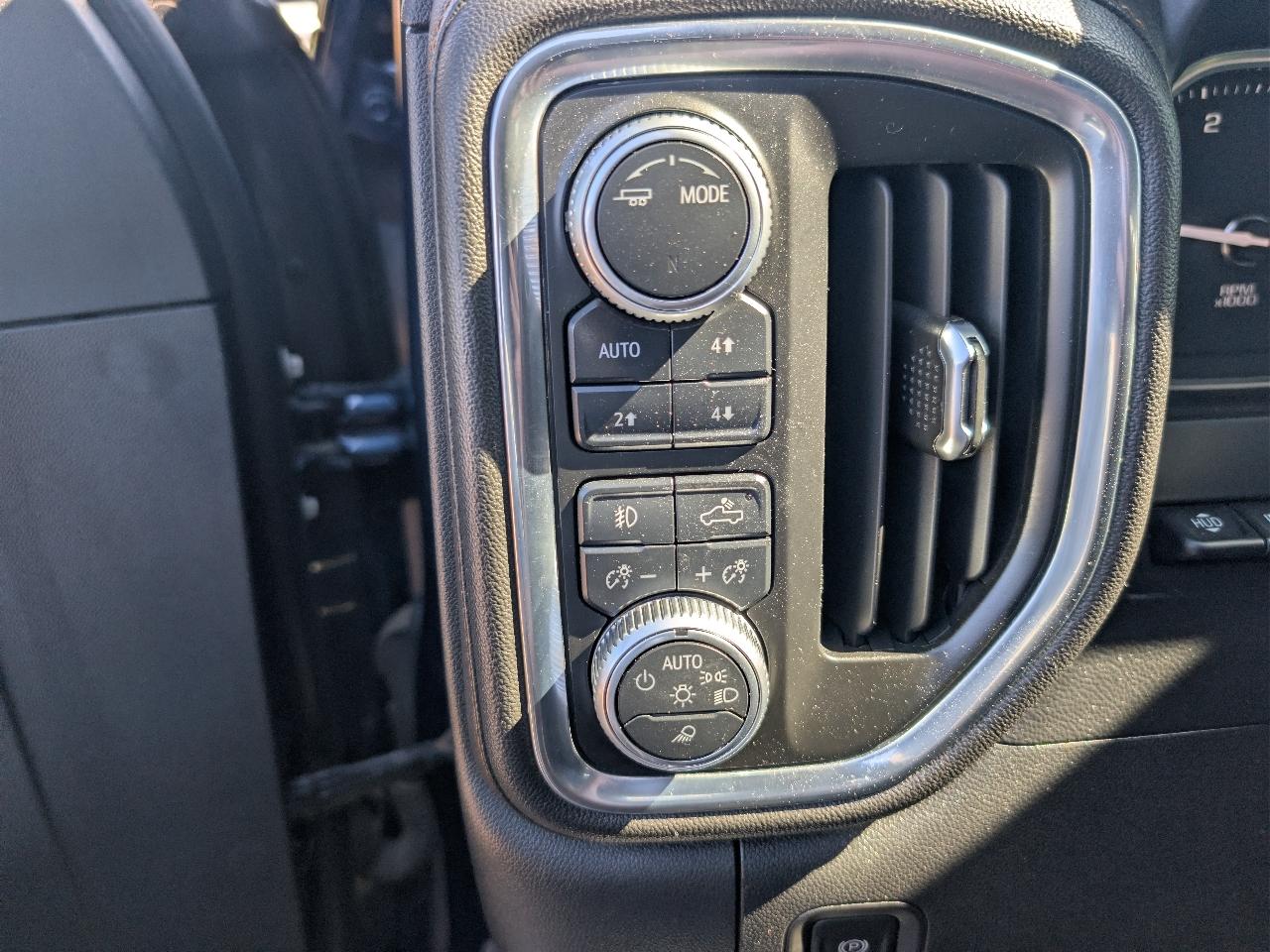 GMC Sierra 2500HD 4WD Crew Cab 159" AT4 2020
