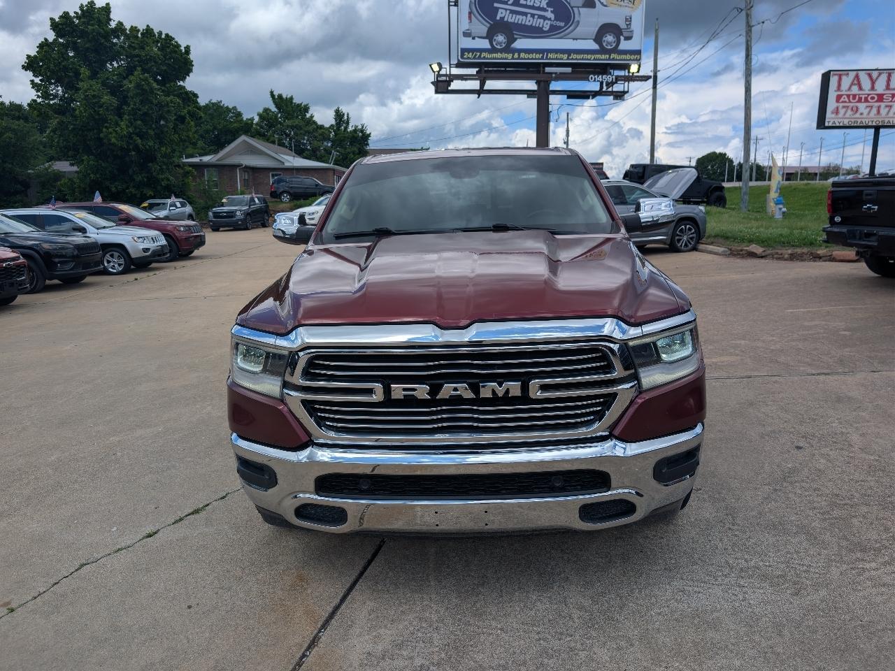 RAM 1500 Laramie 4x4 Crew Cab 5'7" Box 2019
