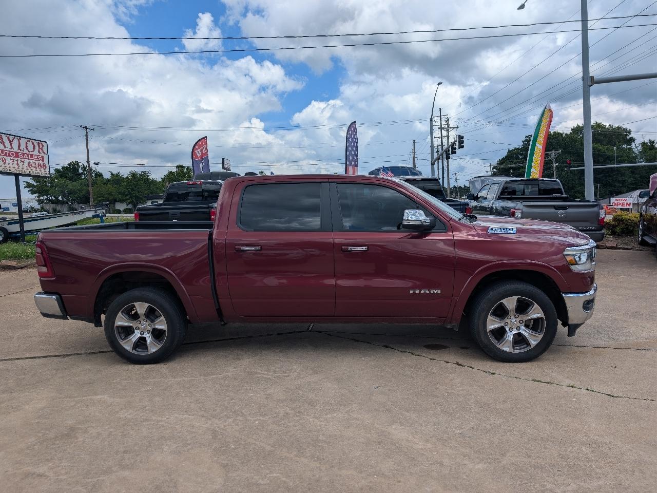 RAM 1500 Laramie 4x4 Crew Cab 5'7" Box 2019