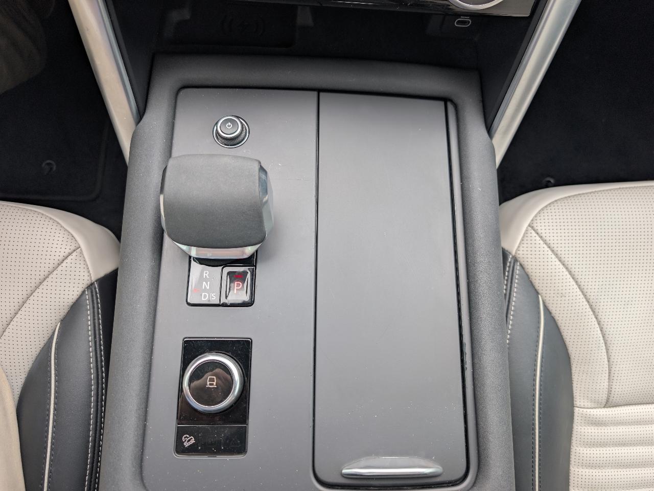 Land Rover Discovery P360 HSE R-Dynamic 2023