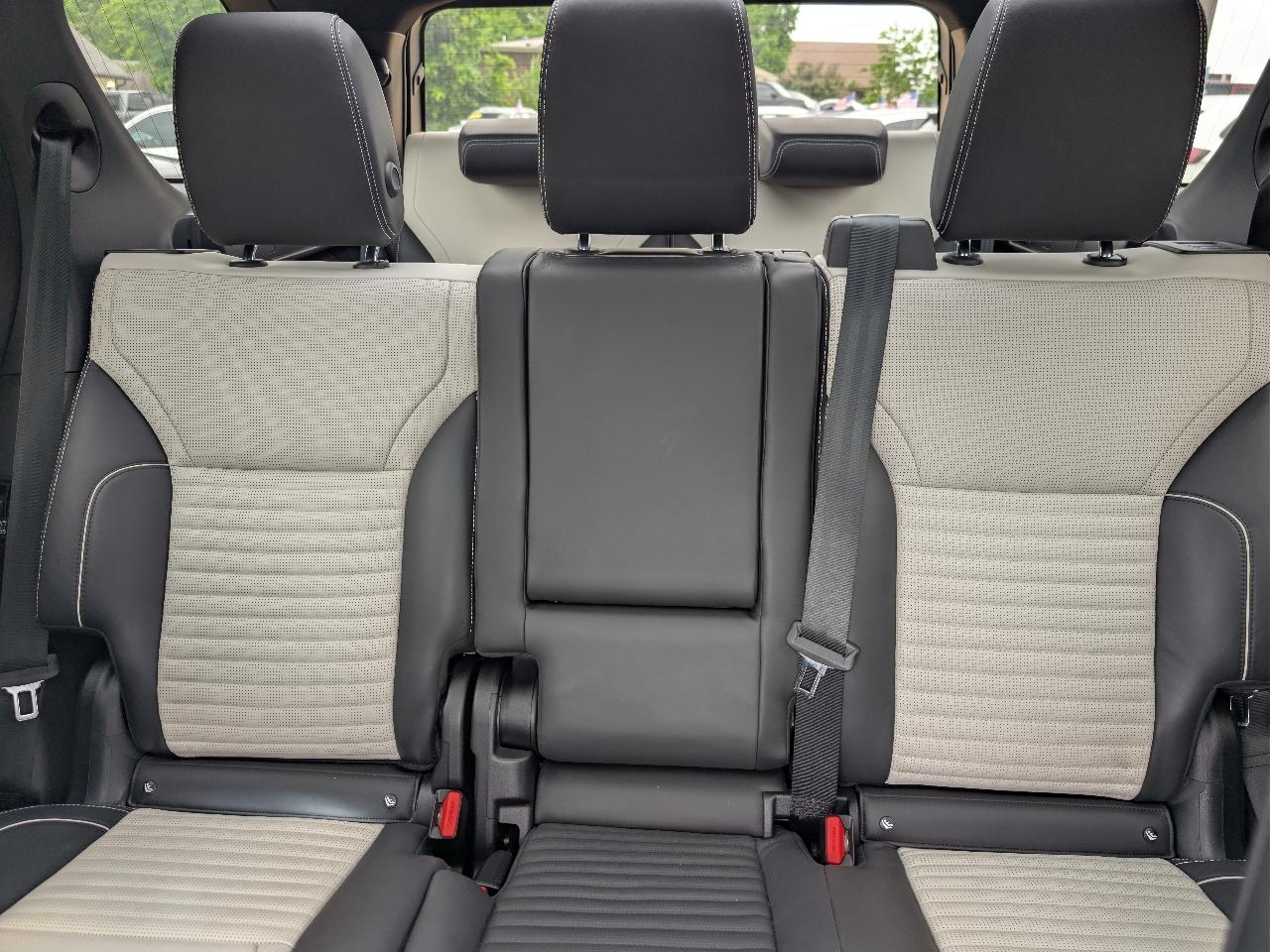 Land Rover Discovery P360 HSE R-Dynamic 2023