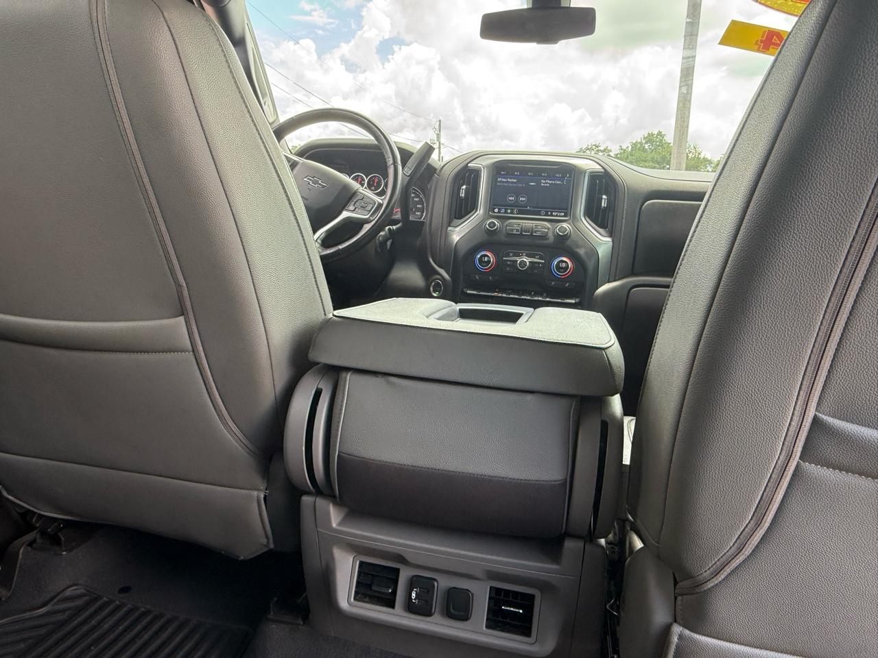 Chevrolet Silverado 1500 LTD 4WD Crew Cab 147" RST 2022