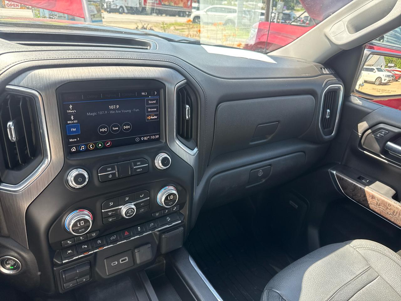 GMC Sierra 1500 4WD Crew Cab 147" Denali 2020