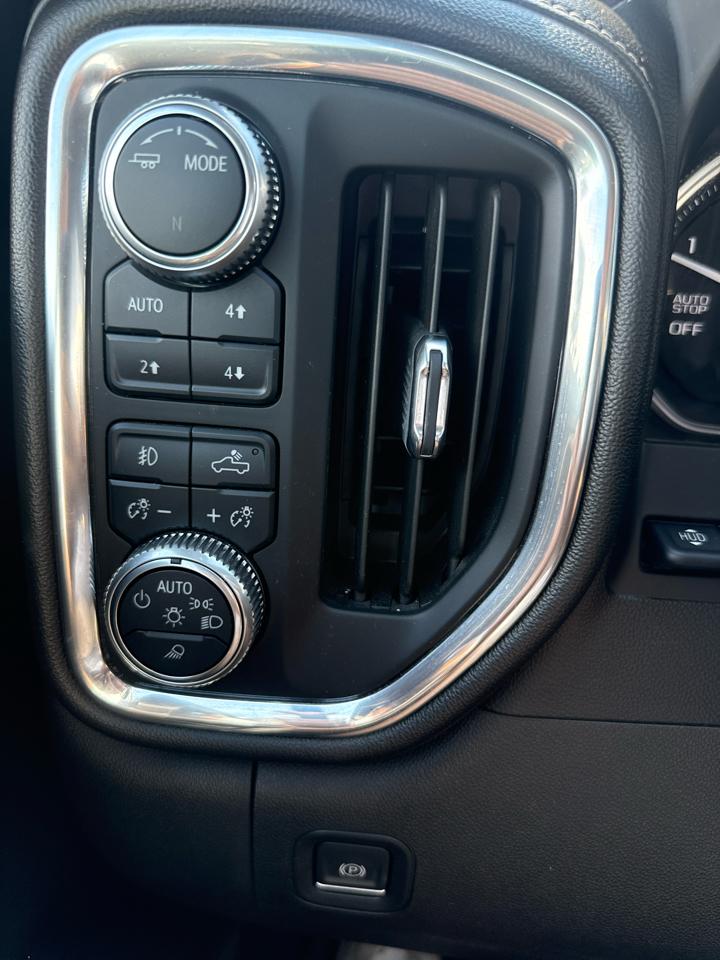GMC Sierra 1500 4WD Crew Cab 147" Denali 2020