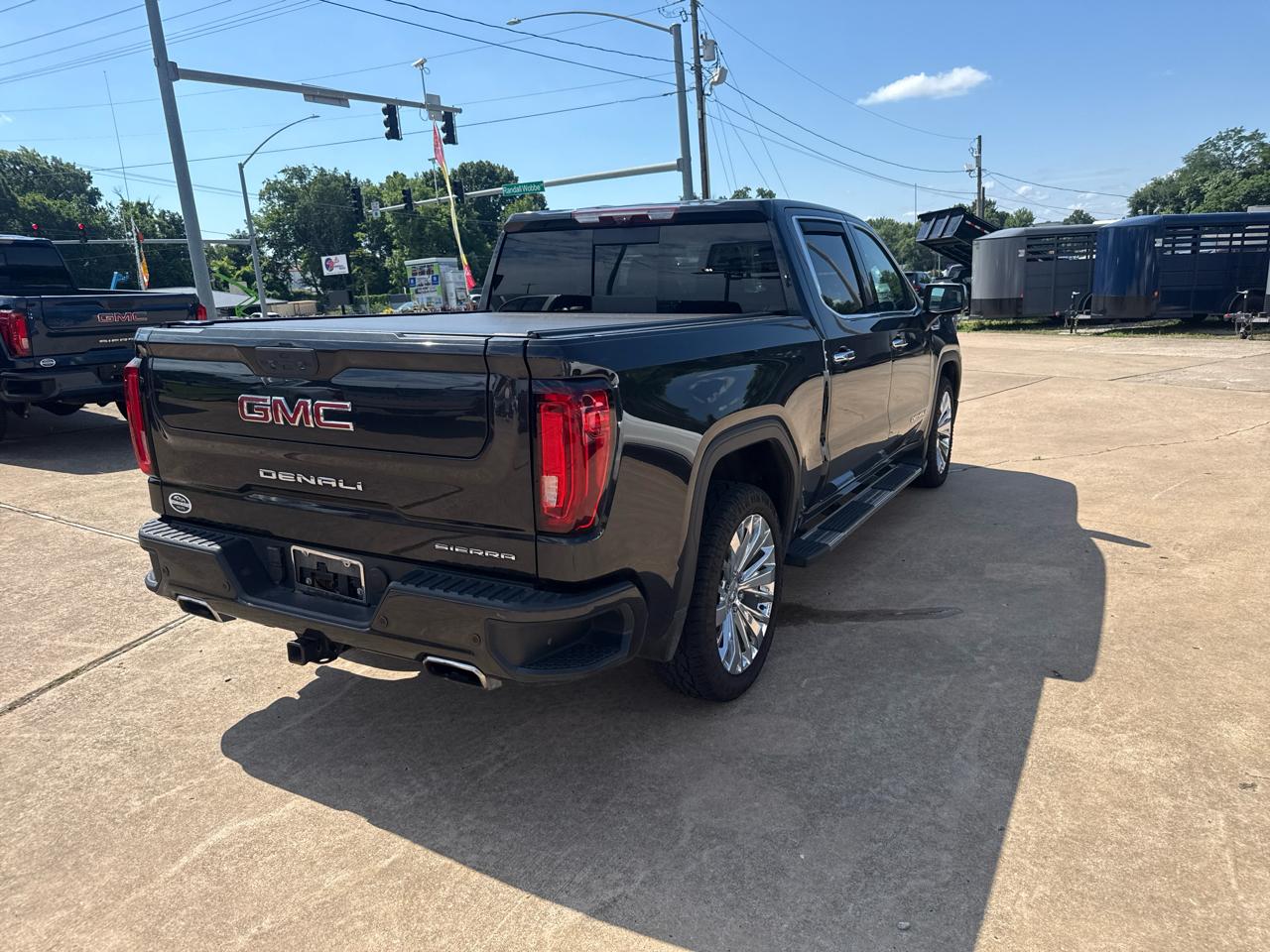 GMC Sierra 1500 4WD Crew Cab 147" Denali 2020