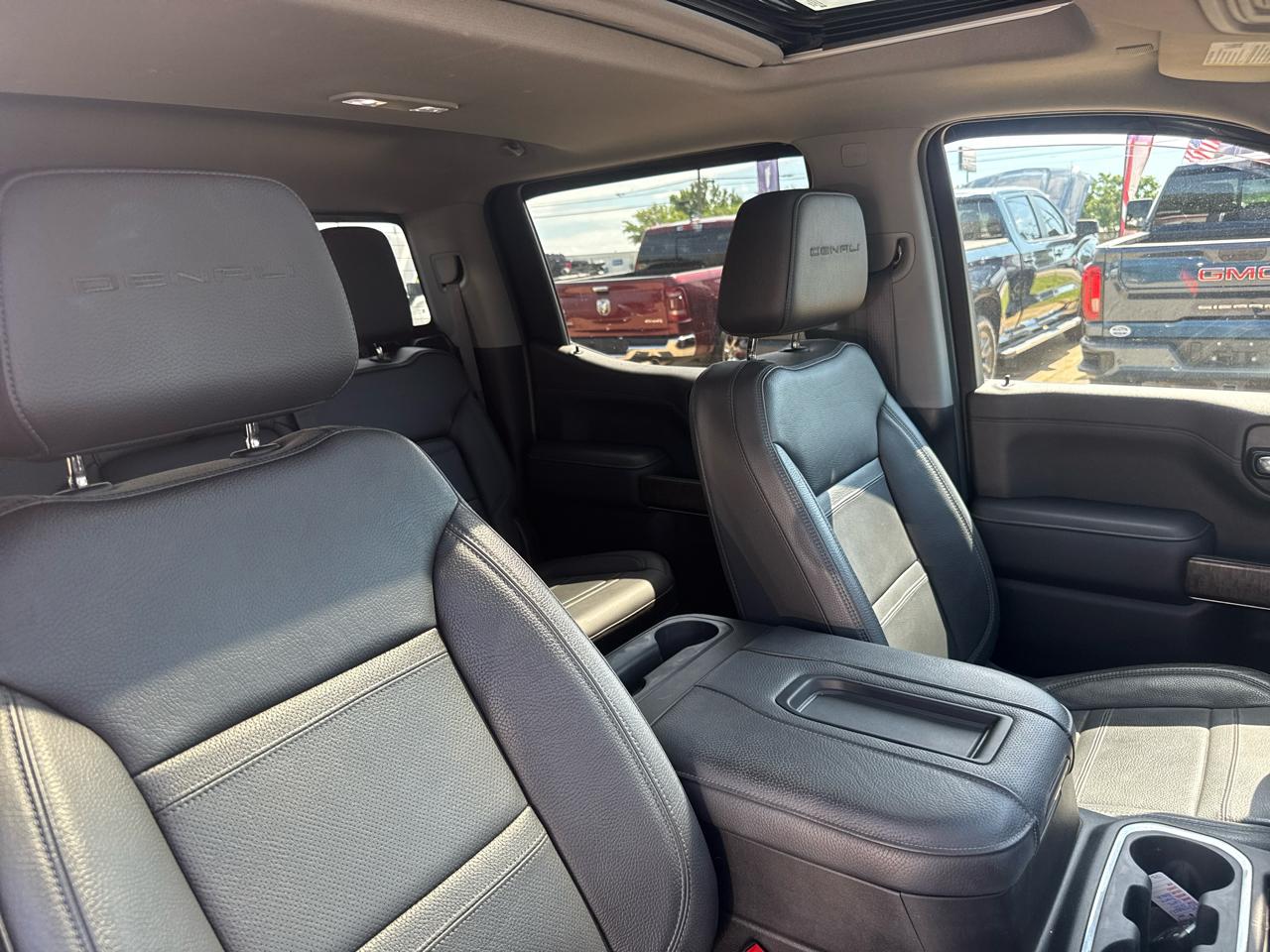 GMC Sierra 1500 4WD Crew Cab 147" Denali 2020