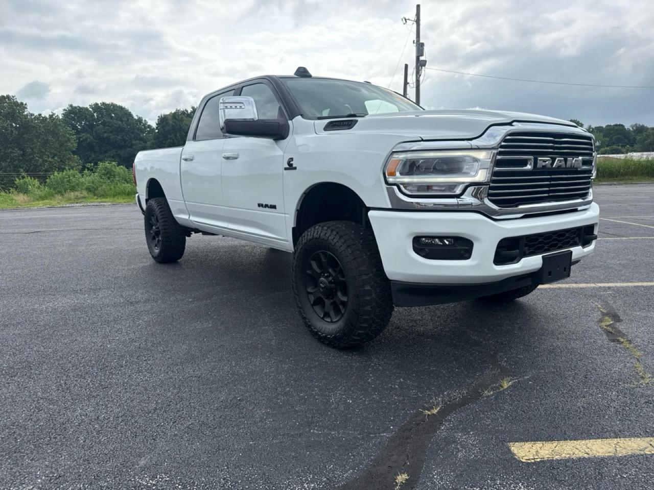 RAM 2500 Laramie 4x4 Crew Cab 6'4" Box 2024