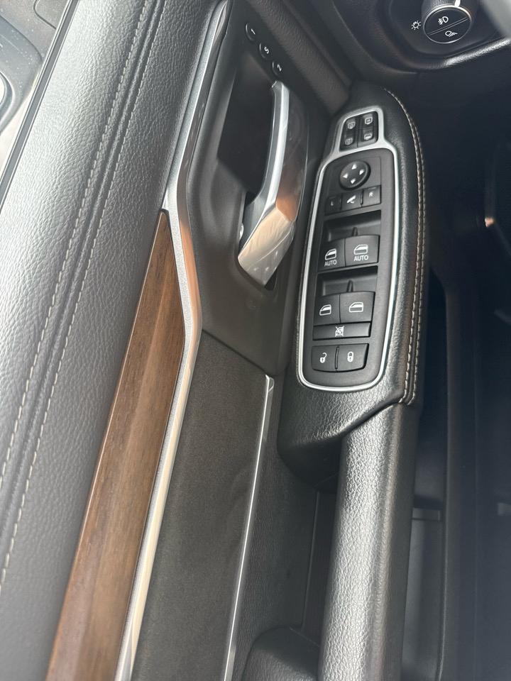 RAM 2500 Laramie 4x4 Crew Cab 6'4" Box 2024
