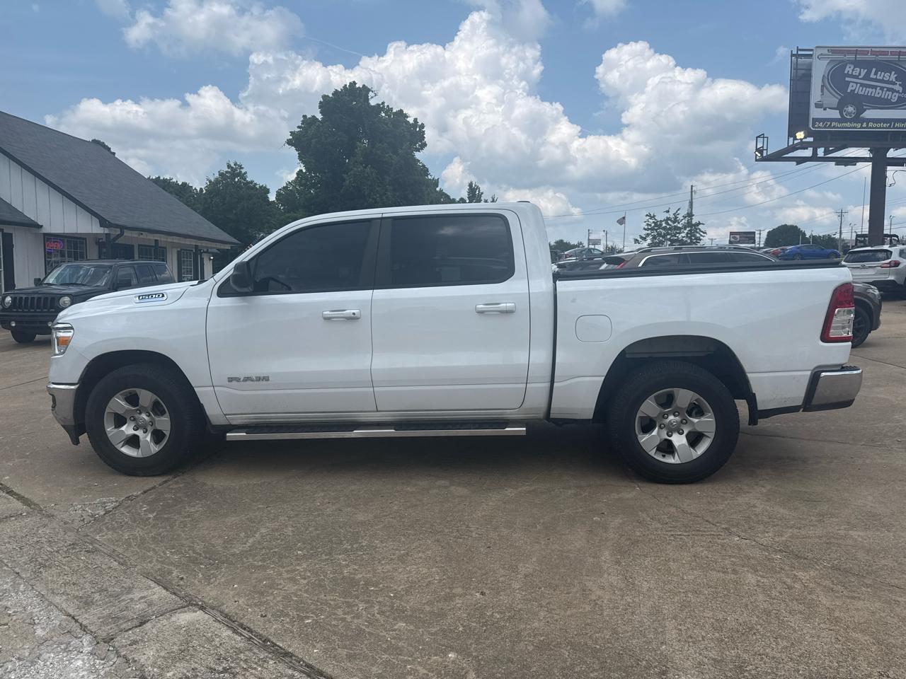 RAM 1500 Big Horn 4x2 Crew Cab 5'7" Box 2021