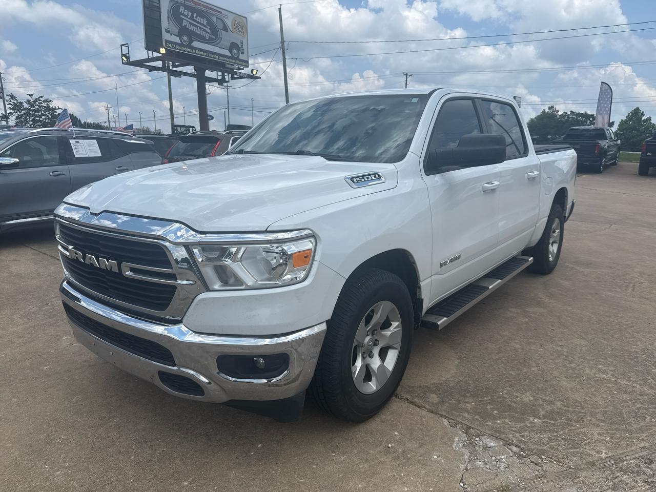 RAM 1500 Big Horn 4x2 Crew Cab 5'7" Box 2021