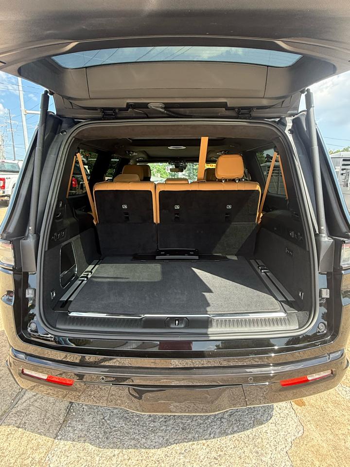 Jeep Grand Wagoneer L Series III Obsidian 4x4 2023