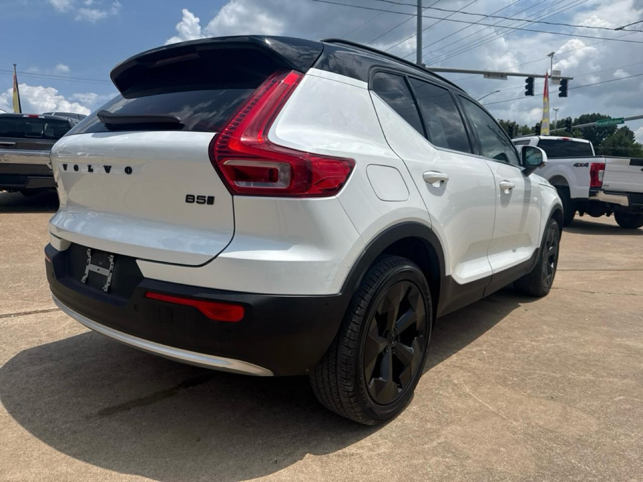 Volvo XC40 B5 AWD Plus Bright Theme 2024