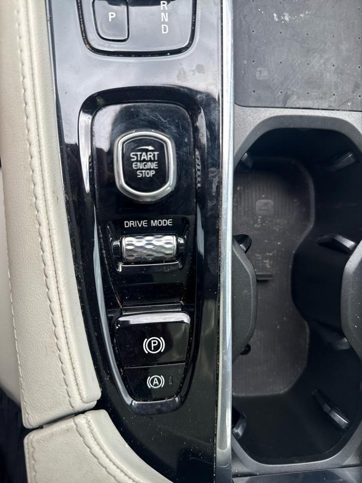 Volvo XC90 Recharge T8 eAWD PHEV Inscription 6P 2021