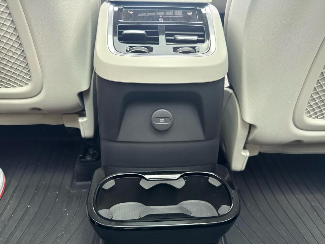 Volvo XC90 Recharge T8 eAWD PHEV Inscription 6P 2021
