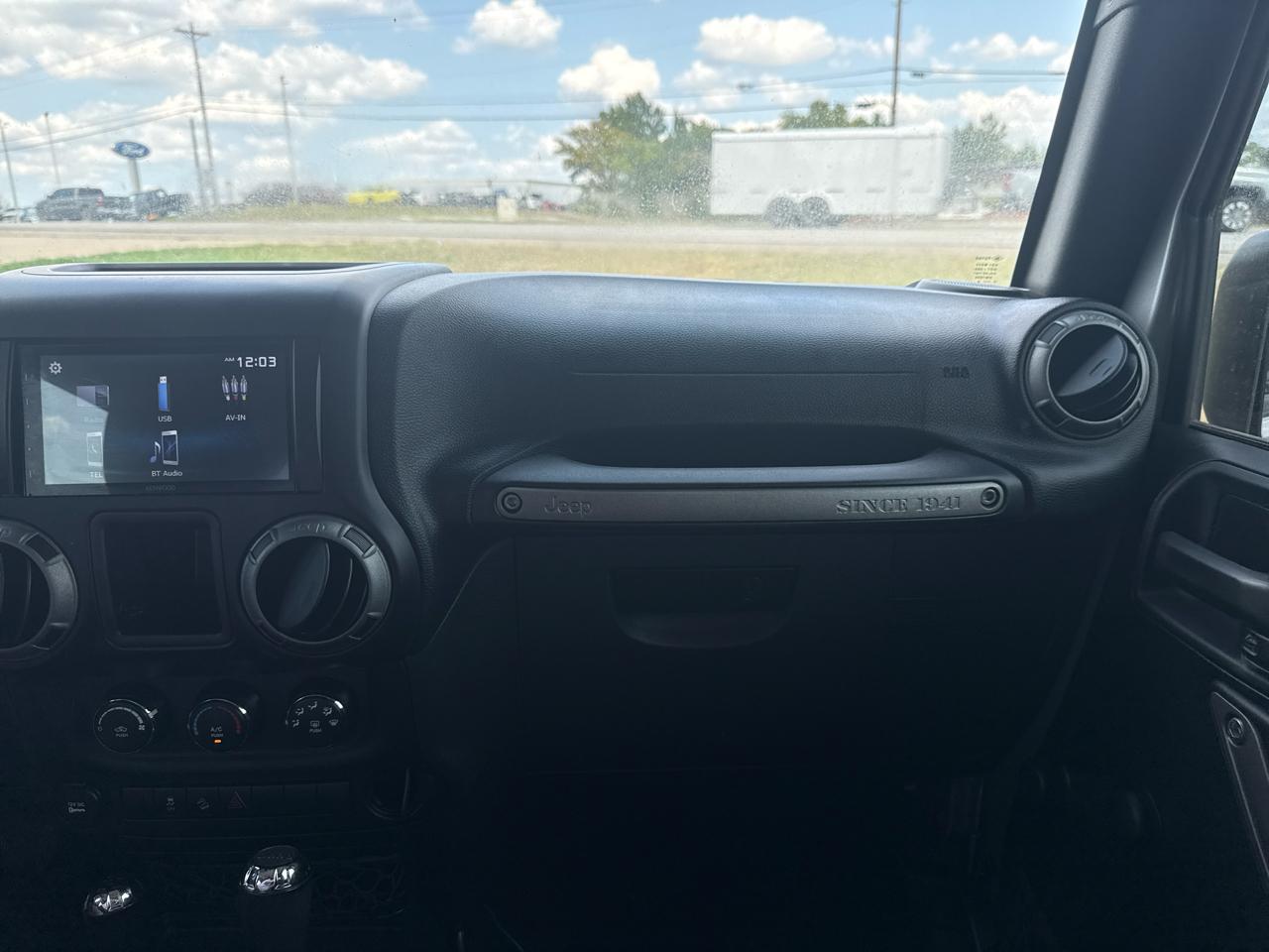 Jeep Wrangler Sport 4x4 2017
