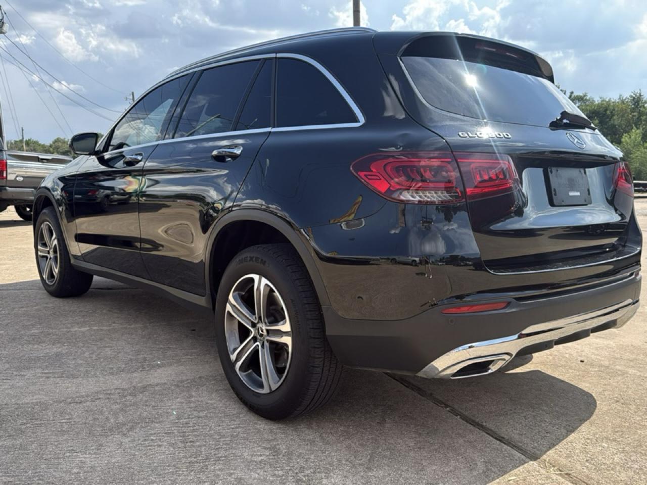Mercedes-Benz GLC GLC 300 4MATIC SUV 2021