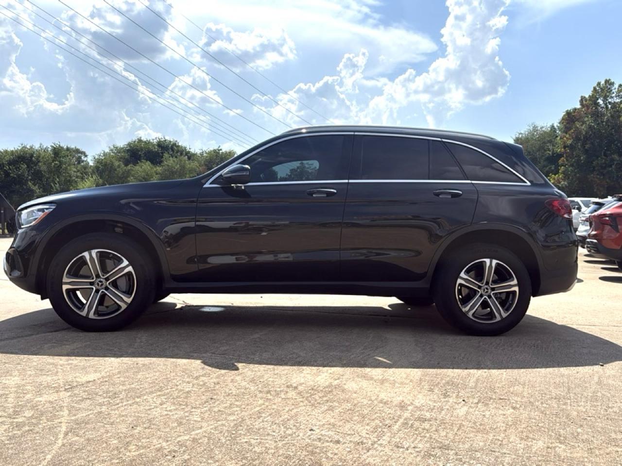 Mercedes-Benz GLC GLC 300 4MATIC SUV 2021