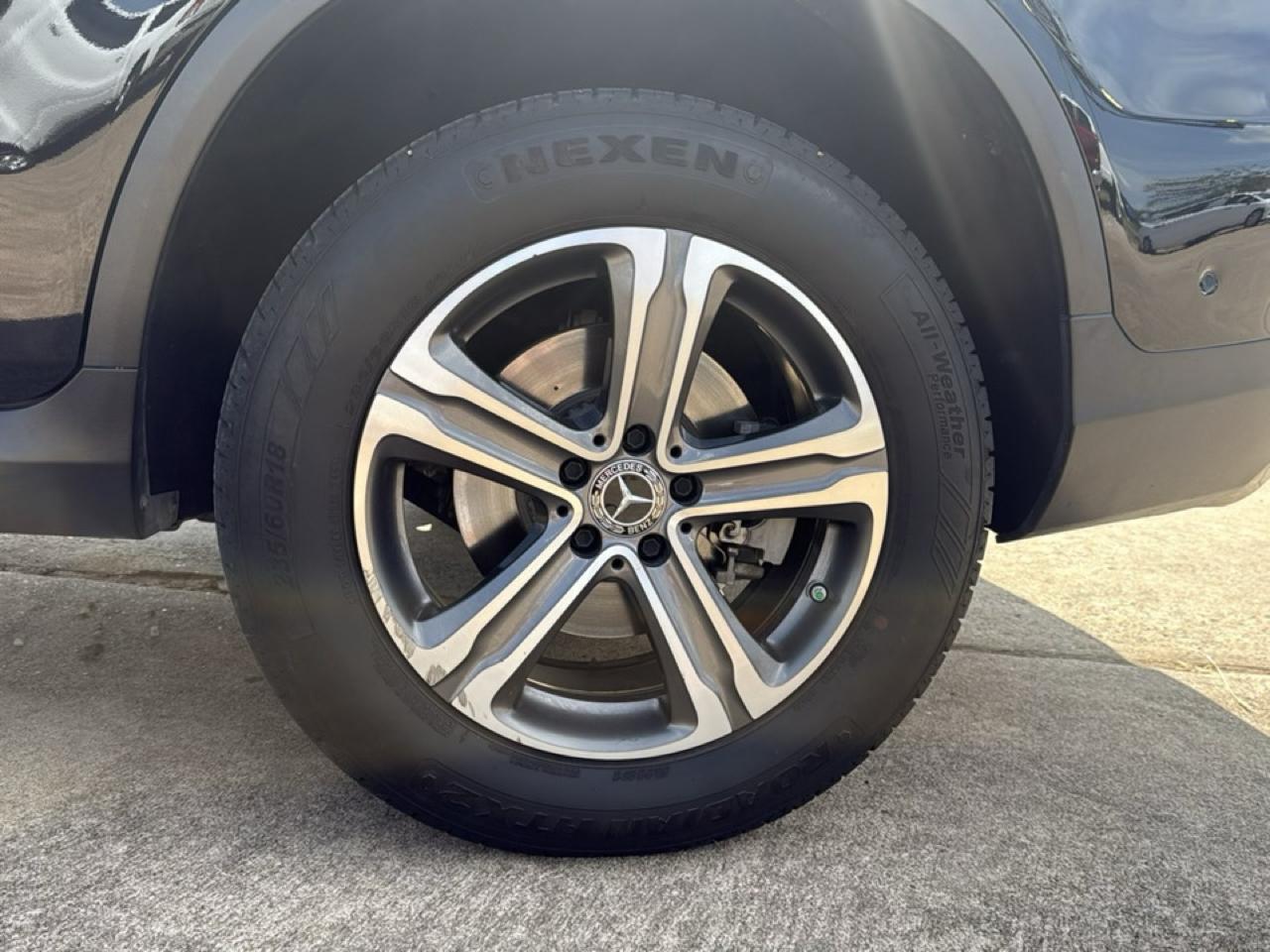 Mercedes-Benz GLC GLC 300 4MATIC SUV 2021