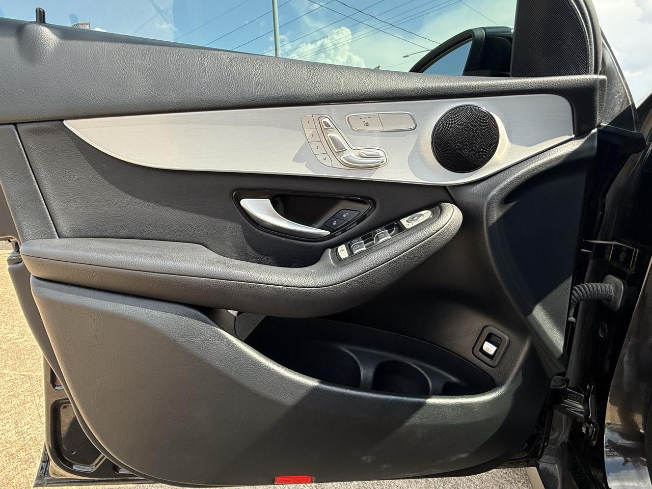 Mercedes-Benz GLC GLC 300 4MATIC SUV 2021