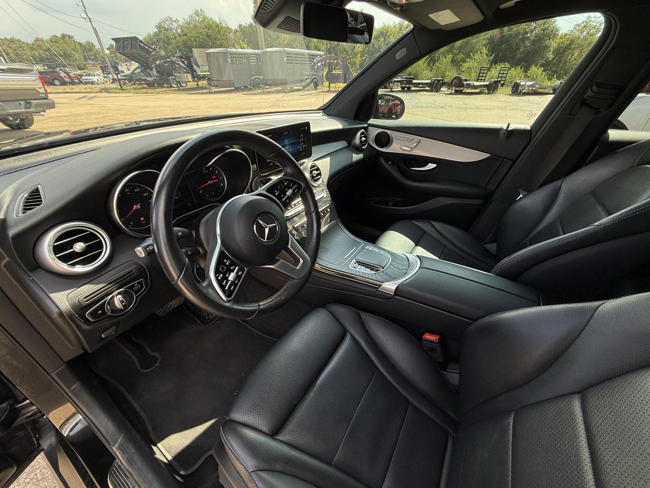 Mercedes-Benz GLC GLC 300 4MATIC SUV 2021