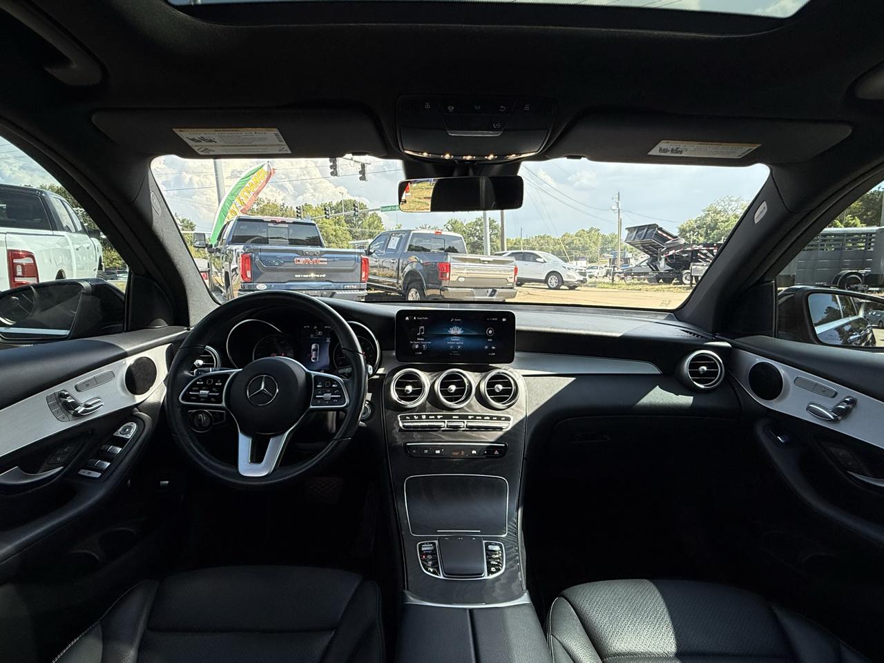 Mercedes-Benz GLC GLC 300 4MATIC SUV 2021