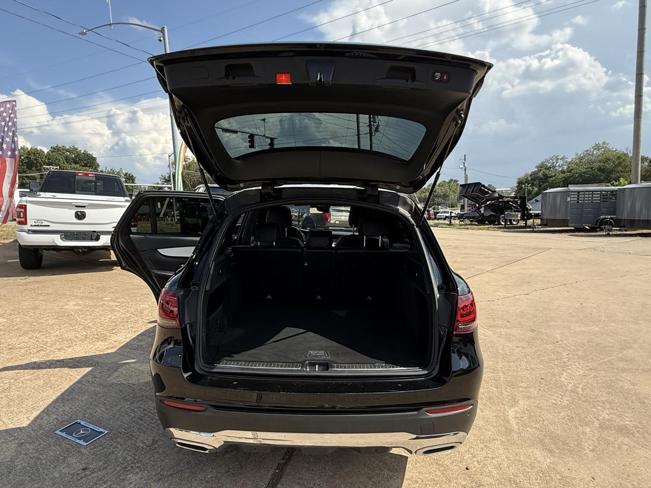 Mercedes-Benz GLC GLC 300 4MATIC SUV 2021