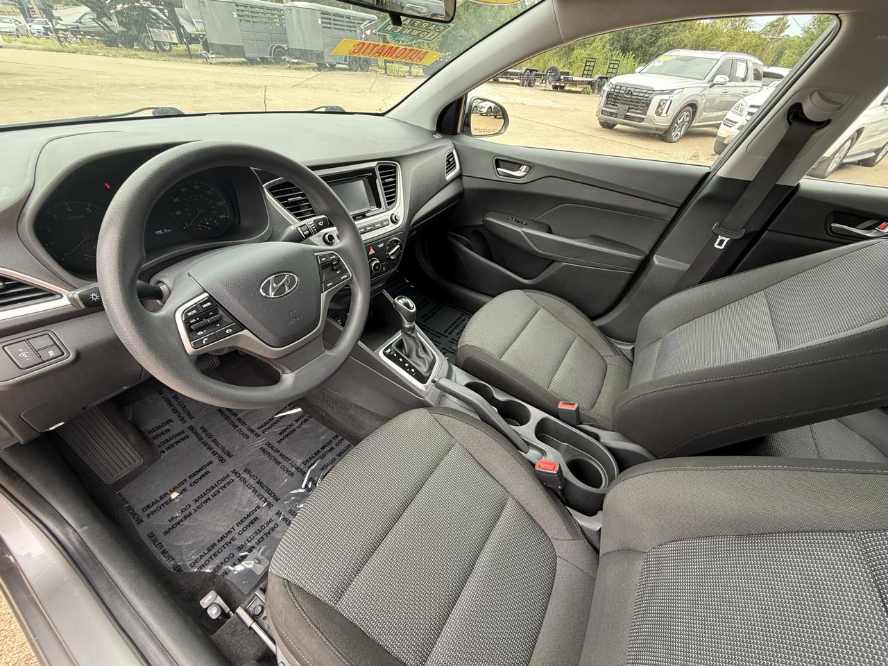 Hyundai Accent SE Sedan IVT 2021