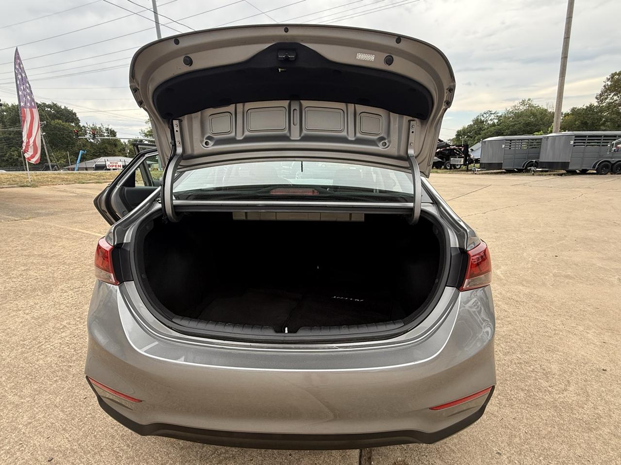 Hyundai Accent SE Sedan IVT 2021