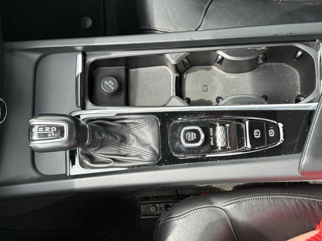 Volvo S60 T6 AWD Momentum 2020