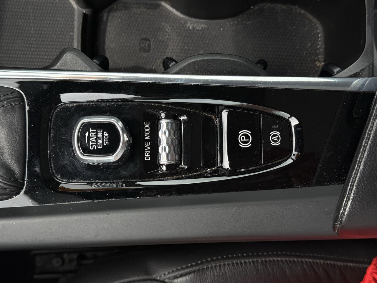 Volvo S60 T6 AWD Momentum 2020