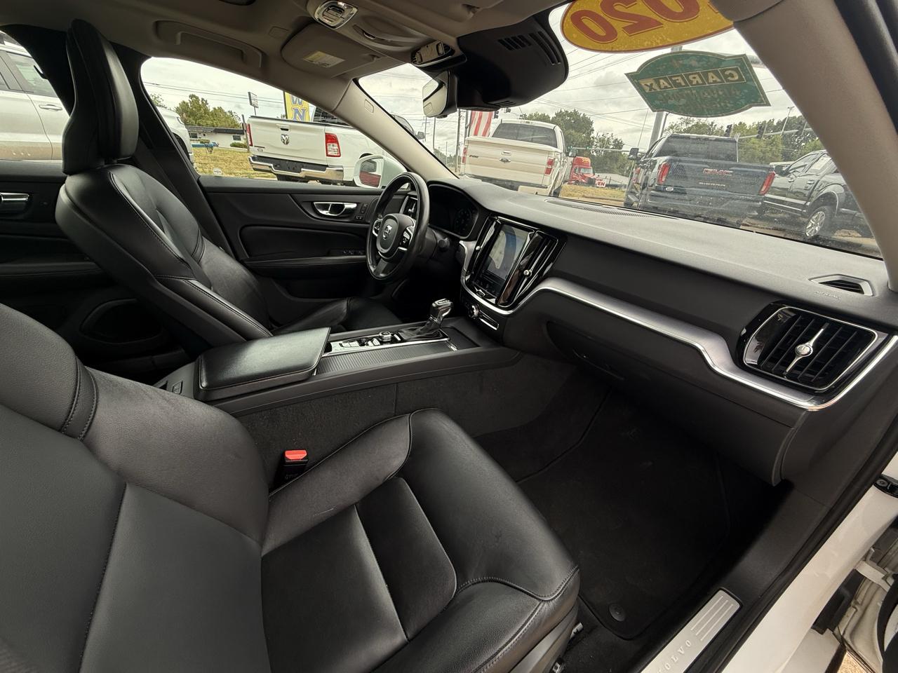 Volvo S60 T6 AWD Momentum 2020