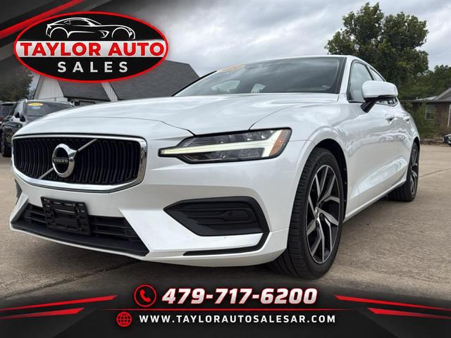 2020 Volvo S60 T6 Momentum AWD