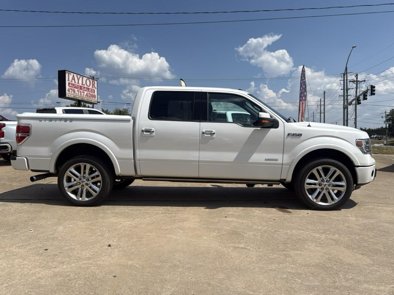 Ford F-150 4WD SuperCrew 145" XL 2014